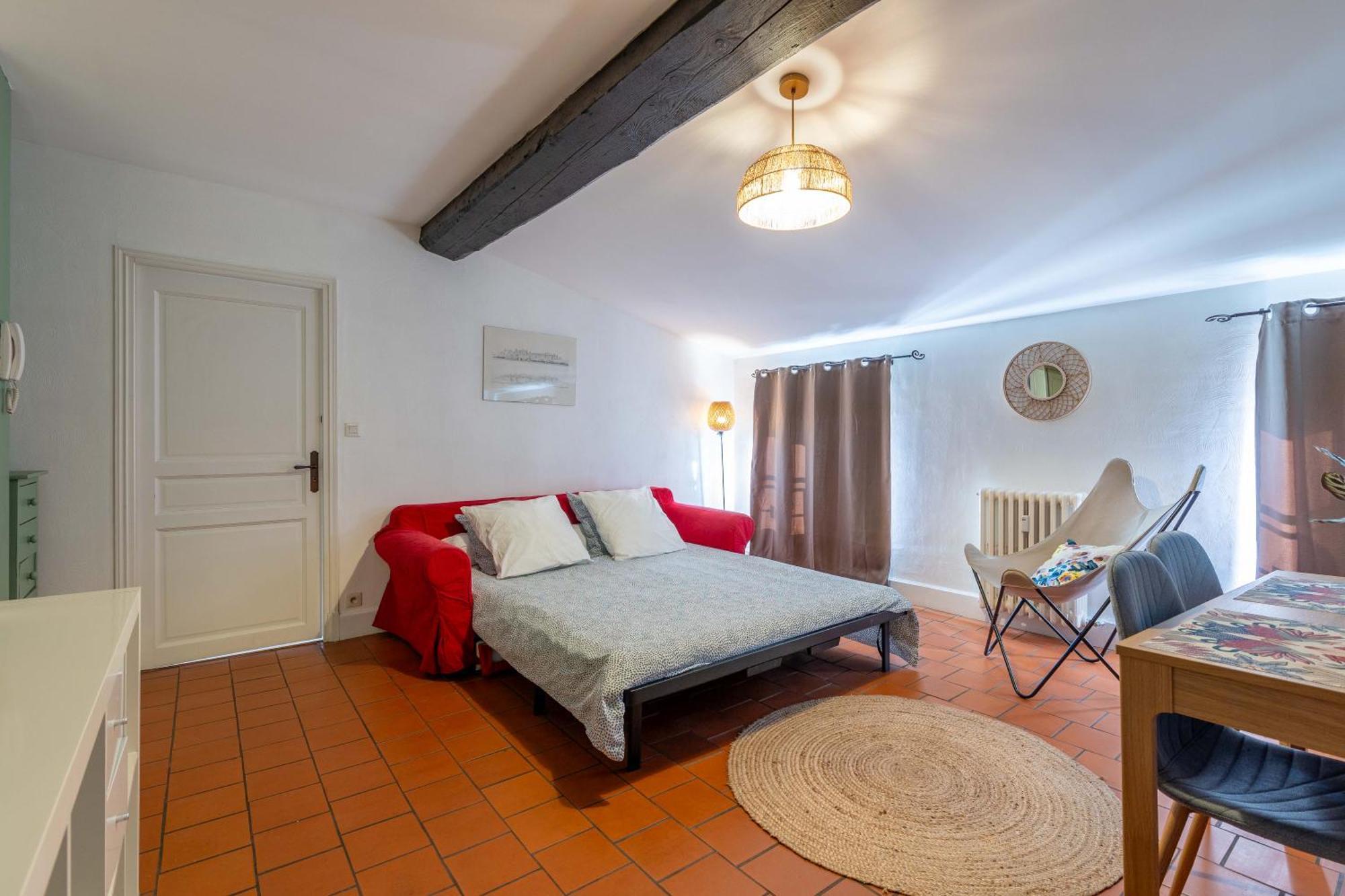 Bel Appartement Avec Cour Au Coeur De La Bastide Carcassonne Exterior foto